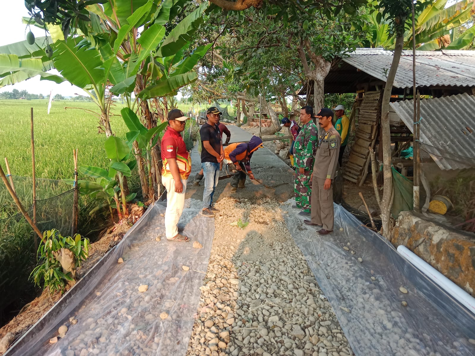 SANTUNAN ANAK YATIM DESA MEKARSARI